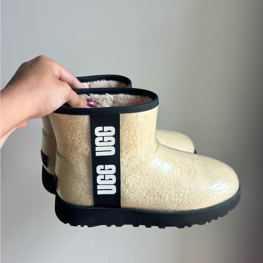 UGG Waterproof Sherpa Rain Boots Cream Short Cozy Scandi Clean Girl Winter 6